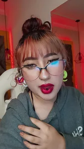 larissa01_ 🩶 Pic 3