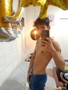 tim_cooper I just got out of the bathroom, my loves :3 Billede 4
