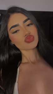 JasminBlake Pretty face ✨ Pic 4