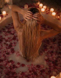 CristyBloom Rose Bath💋💋 Pic 5