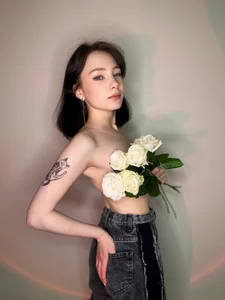 LanaBlu_ Flower Seduction Pic 9