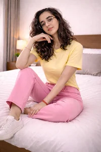 Saishaa: Papa Ki pri ( 5 фото)