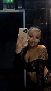Amanda1806 ONLY ME 💕👀 Pic 3