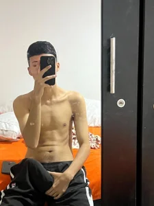 Robkyller look how sexy i look Foto