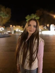 Angelina_REU evening promenade Immagine  2