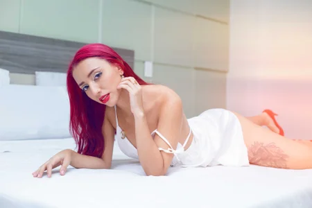 kamalkaphool THE RED LADY 사진