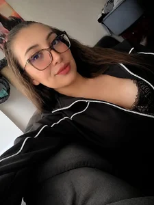Public de MeganFoox_  2 Imagens