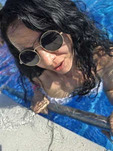 SelenSummer Pool day!💦 Billede 3