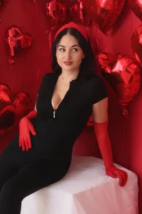 StefanaCleverSaint Valentine)))图片