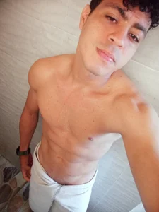 axelnoirx just showered зображення 4