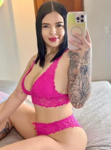 sophie_lopez__ favorite surprise is waiting for you, baby! slika 3