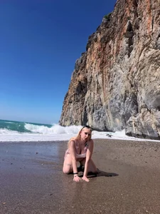 Elfi_InPublic ELFI IN THE SEA 🌊 Pic 6