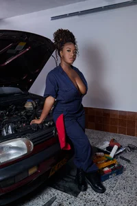 💋 Your Car Is in Good Hands