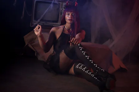 miss_scarley Your sexy devil 🎃HALLOWEEN Pic