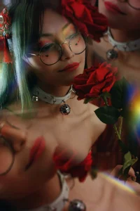 naomi_unu glamour and love Billede