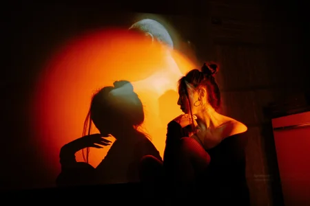 im_casey: In the dark ( 7 фото)