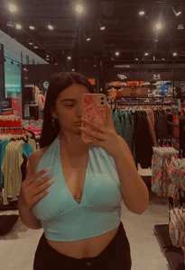 Lola_Sparks Public Pic 7