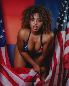 conielaurenth Public Pic 3