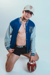 RaymondStonee Hot atletic man Pic 8