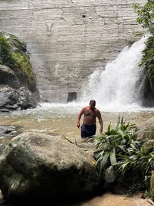 Harlowxx Public  2টি ছবি