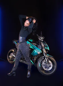 maxi_max0 🐆🏍️ Wild looks, wilder ride. Foto 2