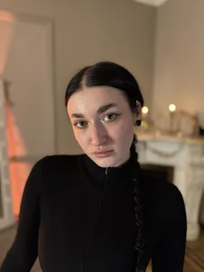 Public de Chloe__Hilton  4 Imagens