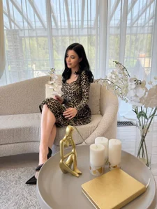 Anita_Robby Leopard Woman Pic 5