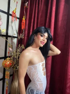 Mary_Hernandez_ Public Poză 2