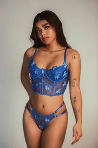 NaylaGrey kullanıcısının Sexy blueee💦💎 albümü -  3 fotoğraf