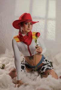 HannaRed_ Happy halloween 🎃🤠 Immagine  2