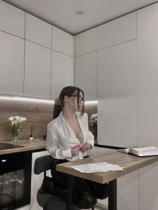 office siren od CindaWinn  2 snímek