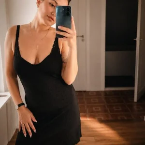 ElisLoveq Public Pic 3