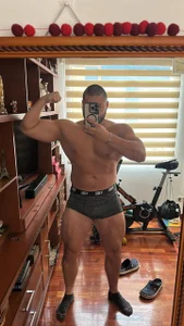 Darius_Wolfe Public Pic 4