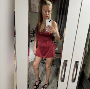 GG-Beautiful-Nightmare's XXX Nude Photo 1