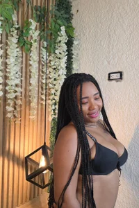 olivia_collin1 Olivia ❤️‍🔥 Immagine  2