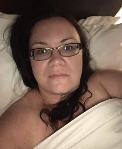 Zdjęcia BustyBellaUK_42 Public:  5