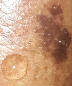 JamesQuaresmaのplayboyの 3枚の写真