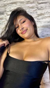 Milenka-5Public Bild