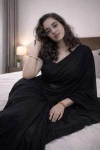 Saishaa Young College Girl Bilde 2