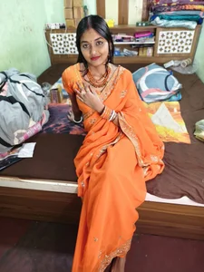 Sweet-priyaa Cute pic টি ছবি