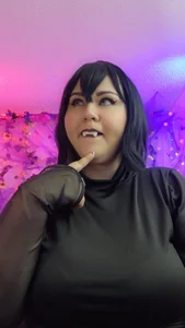 sweetbambi23 Cosplay Mavis Pic 2