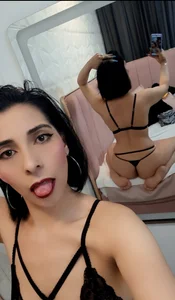 adellelennoxxのPublicの 4枚の写真