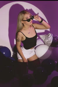 bri_cullen 25th birthday зображення 5