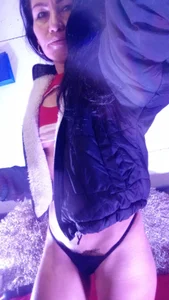 Victoria-eloit 😈 Too sweet to be innocent. 사진 5