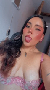 CamilJoness69 kullanıcısının Sensual Lady Girl 💕 albümü -  4 fotoğraf