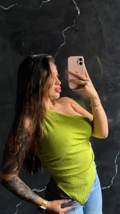 Valerie_liu Casual date💚 Pic