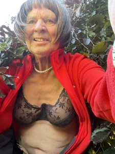 Dorle45 kullanıcısının Schön ist es im Garten albümü -  4 fotoğraf