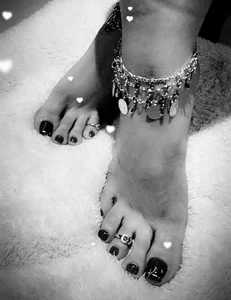 coralsmith11 Feet teaser 사진 4