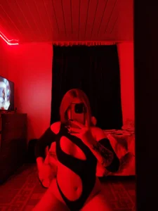 Red_Bunny_v Public Pic 3