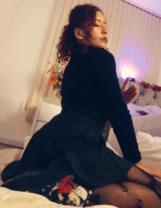 Hot princess✨😈 de Moony_14  2 photos